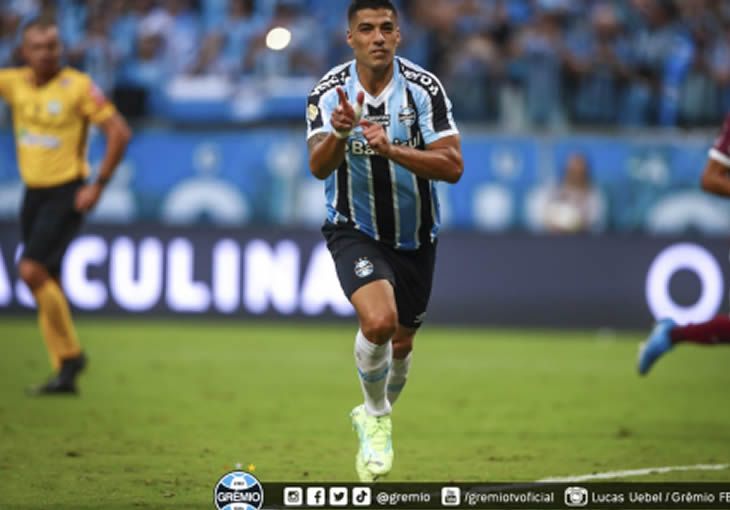 Suárez marca 1º gol no Brasileirão, mas Grêmio deixa Red Bull